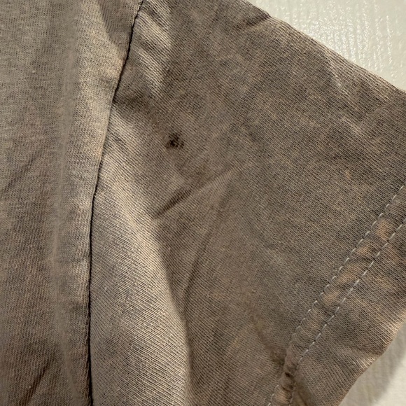 Graphic Tee with The Doors Mushroom Print PTP 17” - Picture 4 of 4